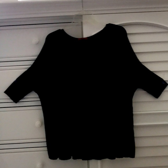 Fun top! - Picture 1 of 5